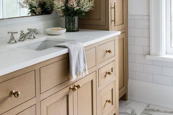 Cabinet Style